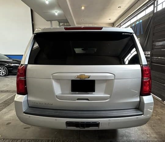 
								Chevrolet Suburban LT 2015 lleno									