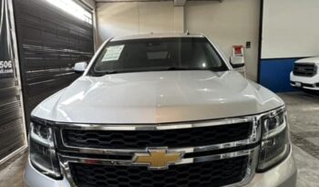 
									Chevrolet Suburban LT 2015 lleno								