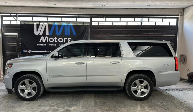 
								Chevrolet Suburban LT 2015 lleno									