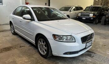 
									Volvo S40 2010 lleno								