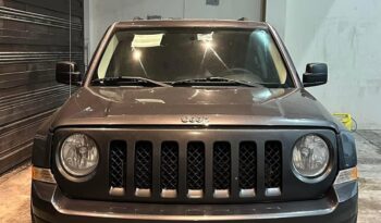 
									Jeep Patriot 2015 lleno								