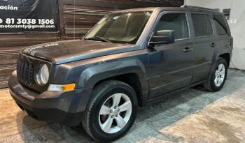 
									Jeep Patriot 2015 lleno								