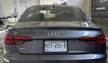 
									Audi A4 Sline 2017 lleno								