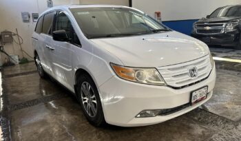 
									Honda Odyssey 2011 lleno								